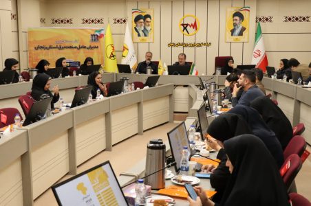 نشست خبری عادل کاظمی مدیرعامل شرکت توزیع برق استان زنجان